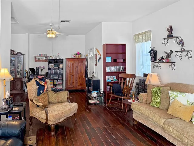 $449,900 | 3031 Annunciation Street, New Orleans, LA 70115
