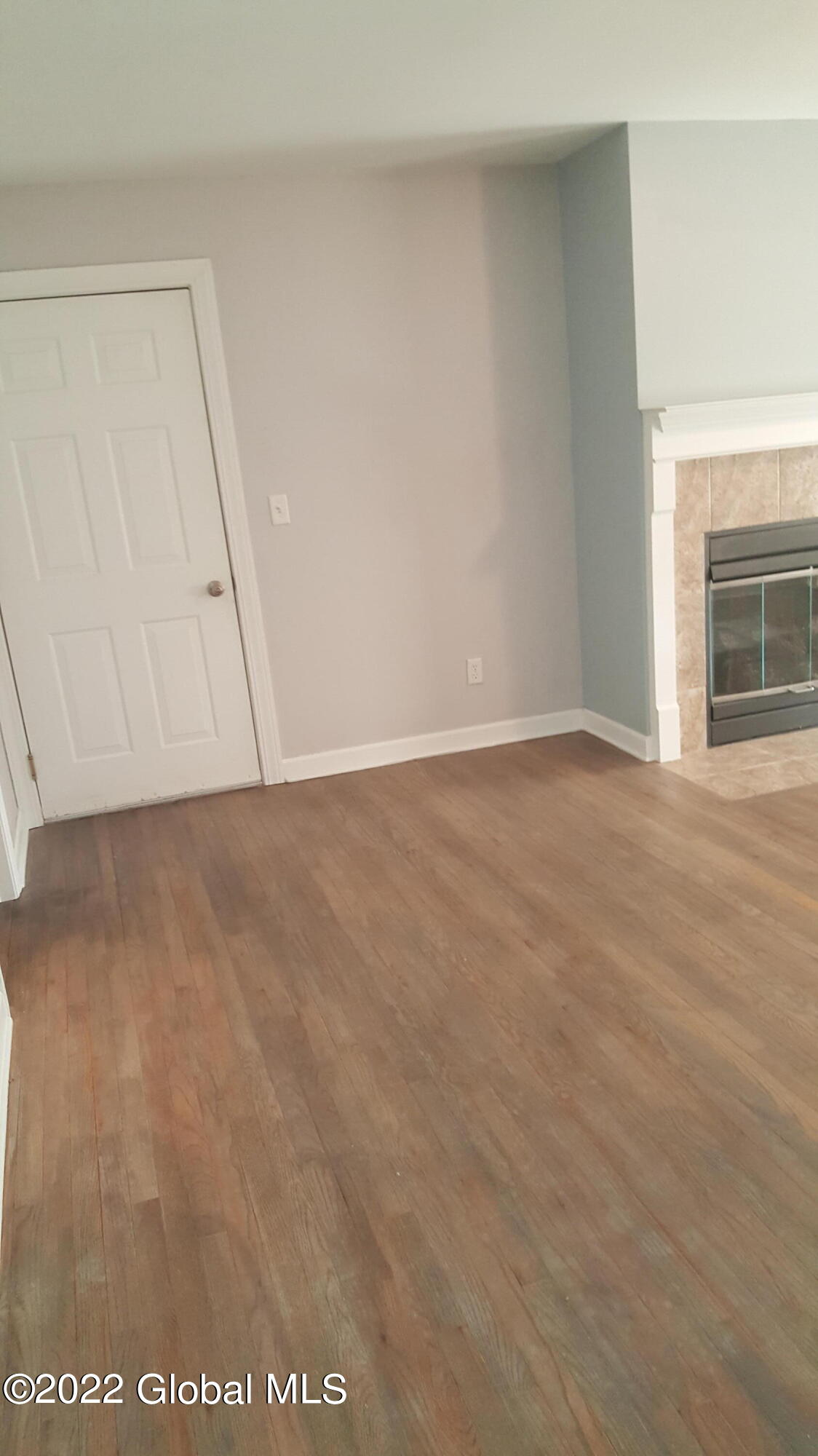 4 Round Table Road Saratoga Springs, NY 12866 - Photo 11 of 33 20160830_170231