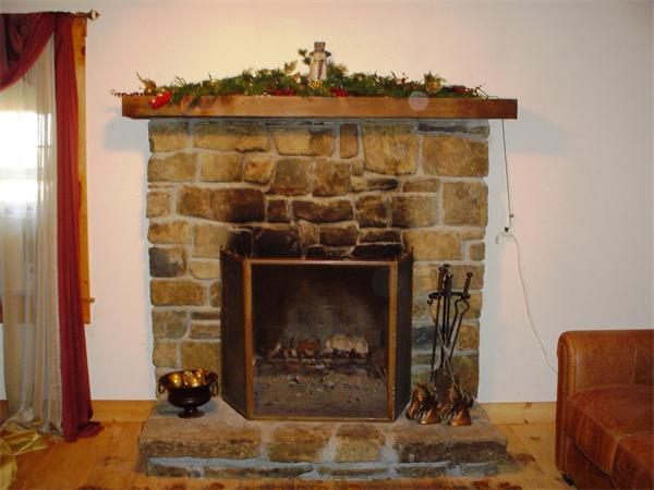 467 Joslin Road Burrillville, RI 02830 - Photo 4 of 10