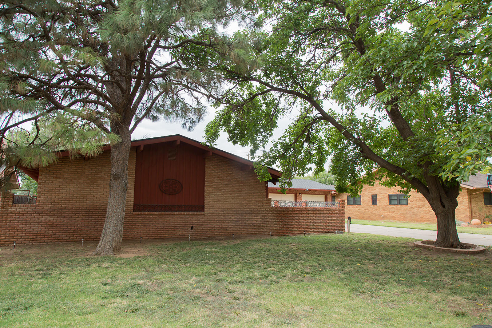 1311 Holliday Plainview, TX 79072 - Photo 4 of 68 _MG_1169