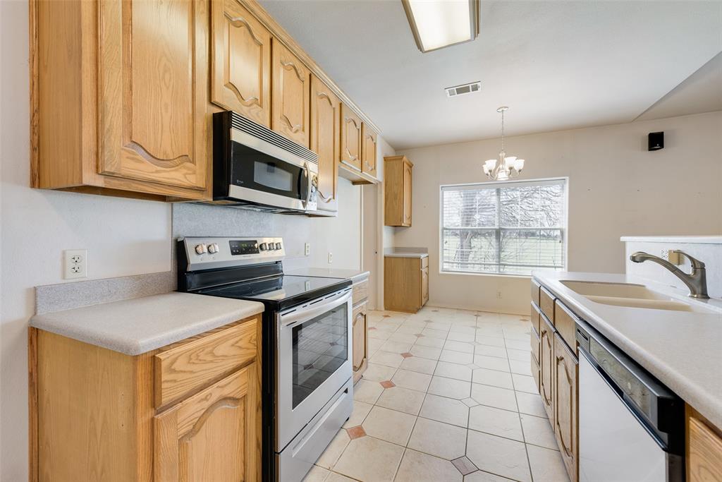 9913 Fm 740 Forney, TX 75126 - Photo 16 of 32