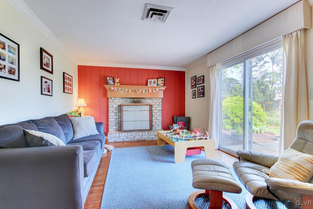1283 Country Club Road Allentown, PA 18106 - Photo 10 of 38 Gallery Image 10