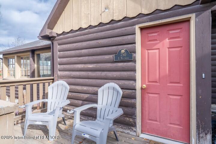 750 South Millward Street Jackson, WY 83001 - Photo 7 of 25 Entrance