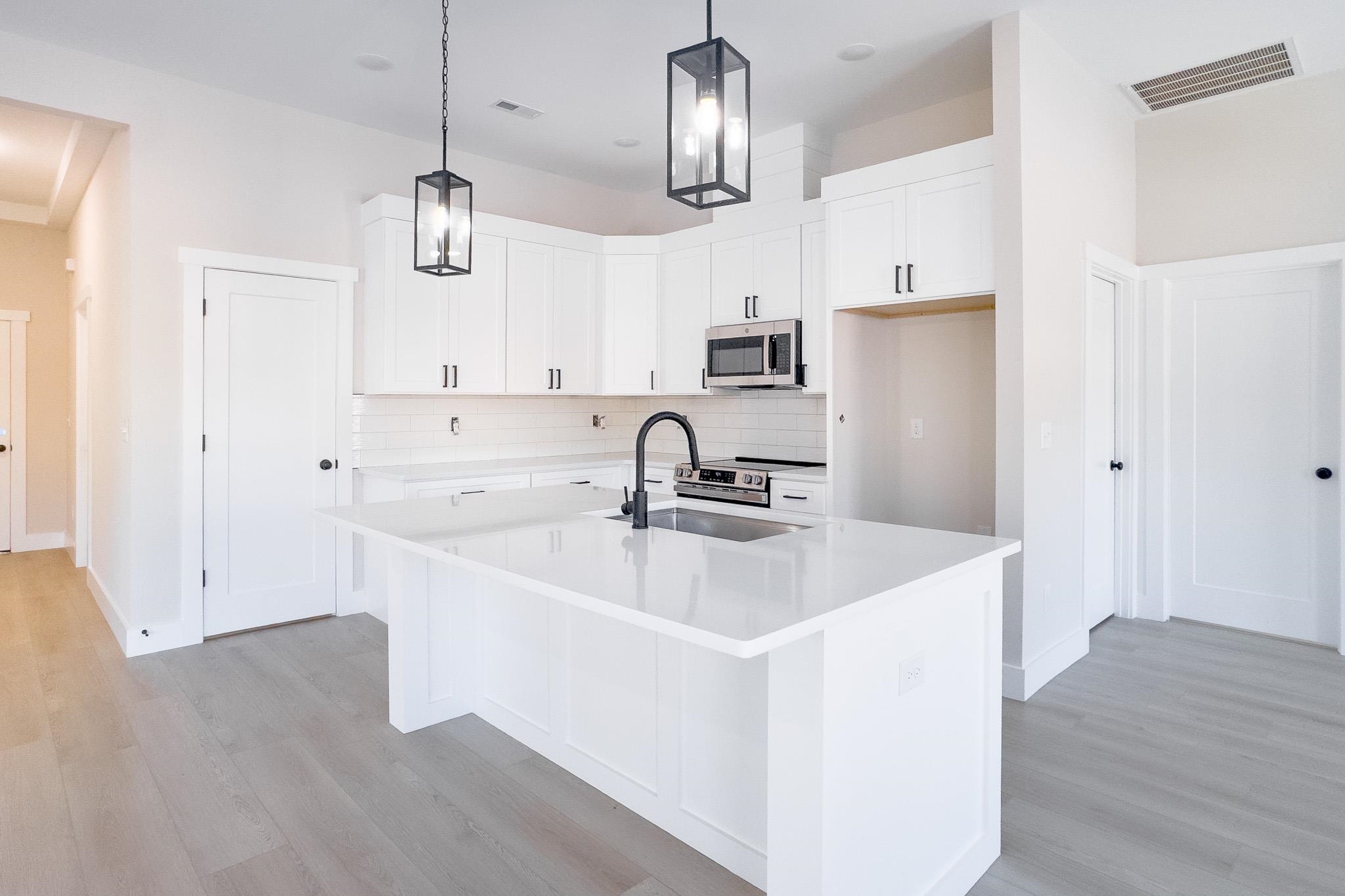 512 East Hayne Street Woodruff, SC 29388 - Photo 19 of 35