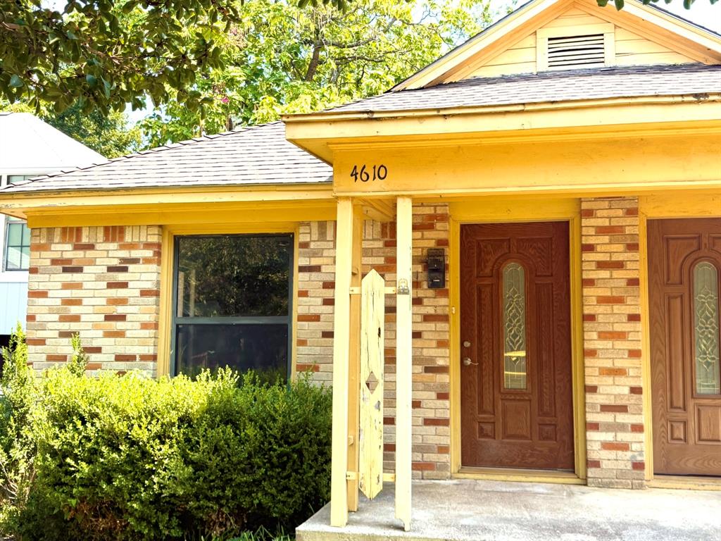 4610 Sycamore Street Dallas, TX 75204 - Photo 2 of 14 a front view of a house with a large window
