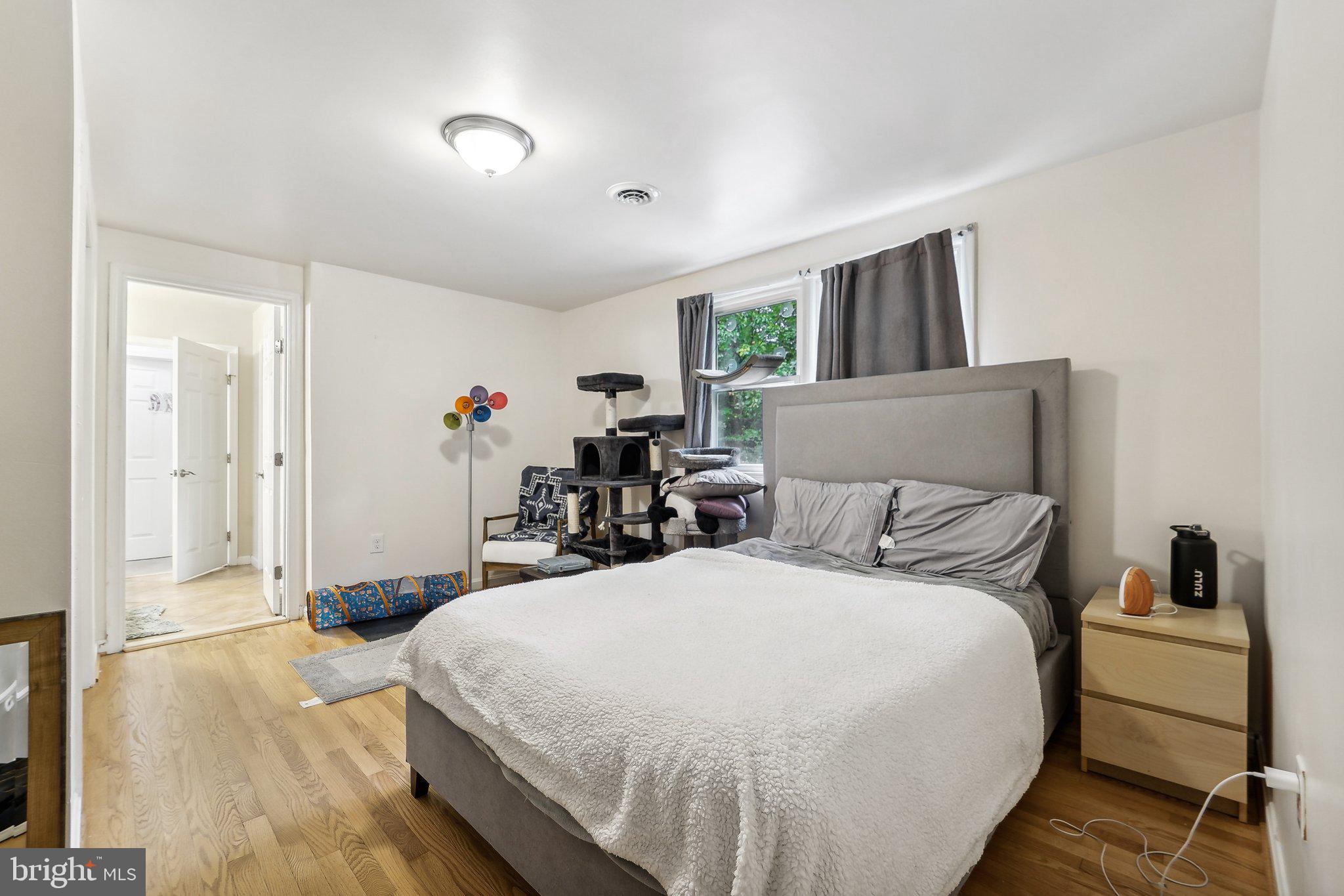 15516 Tierra Drive Silver Spring, MD 20906 - Photo 27 of 62 a bed room with a bed and a window
