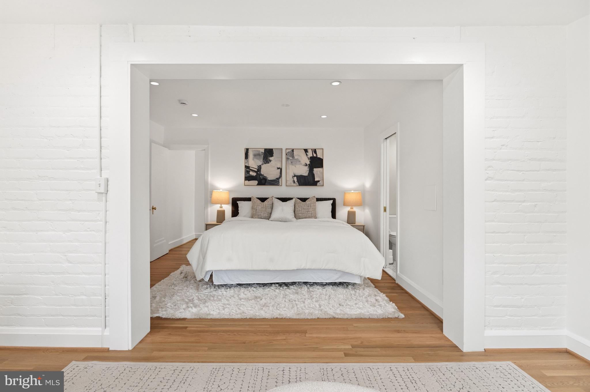 3533 R Street Northwest Washington, DC 20007 - Photo 15 of 27