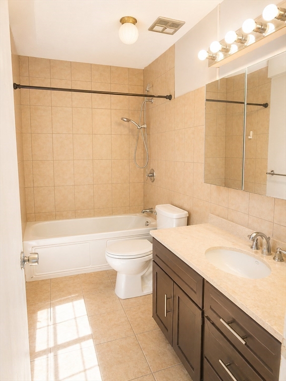 405 Langley Road, Unit 2A Newton, MA 02459 - Photo 10 of 16