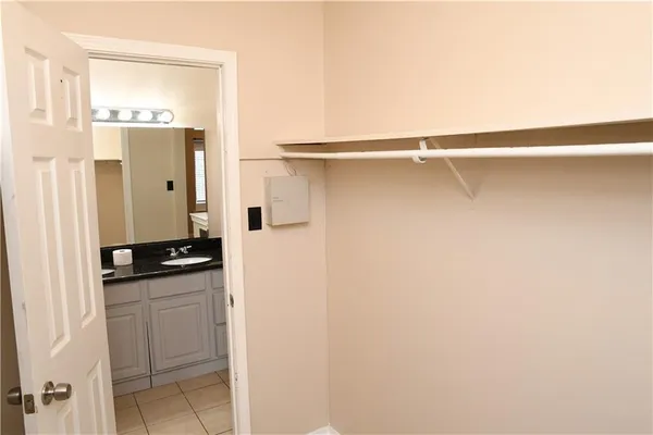 $189,500 | 2213 Van Arpel Drive, Laplace, LA 70068