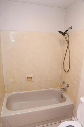 $189,500 | 2213 Van Arpel Drive, Laplace, LA 70068