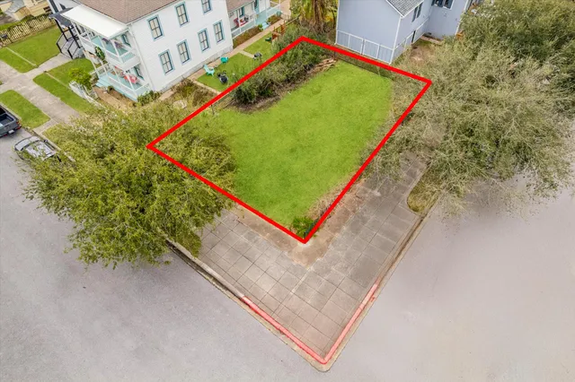 $135,000 | 1627 Winnie Street, Galveston, TX 77550