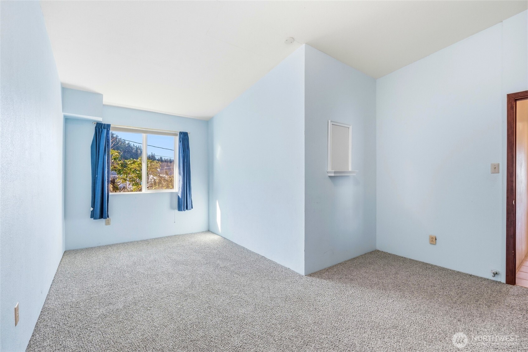 903 East Port Susan Terrace Road Camano Island, WA 98282 - Photo 17 of 40