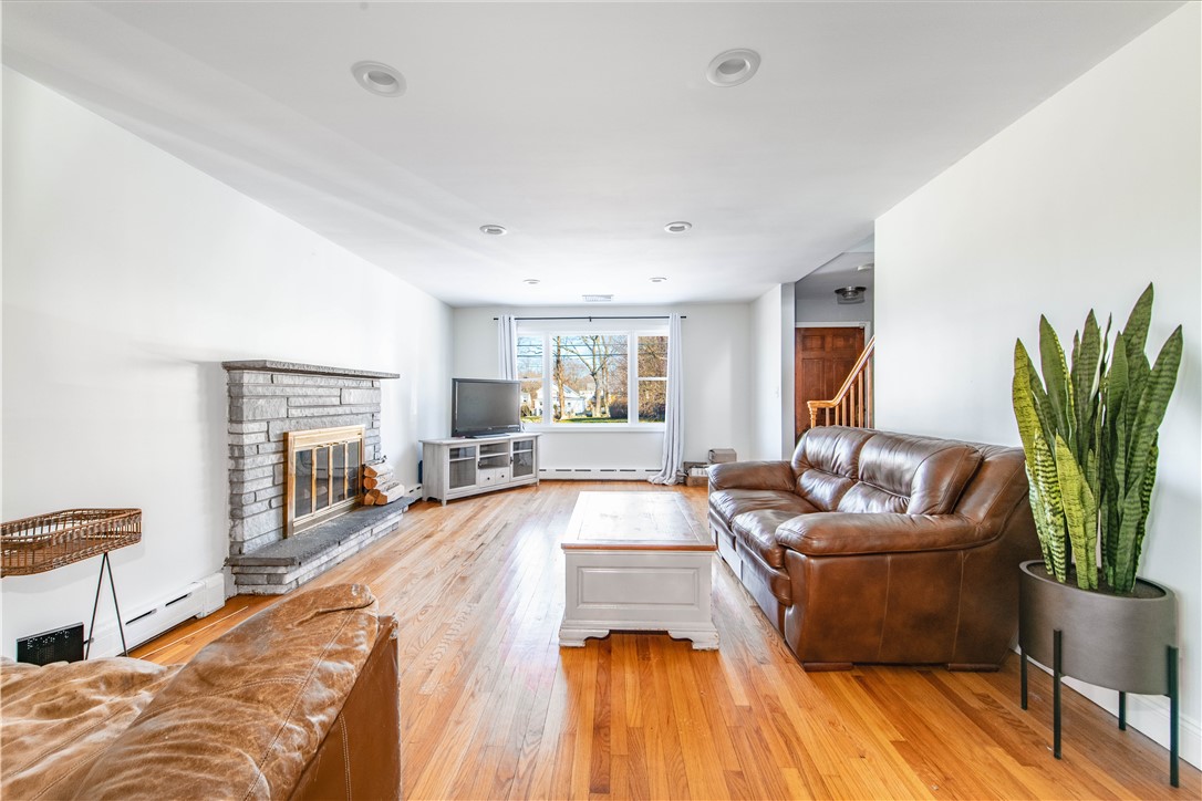 25 Mathew Road Tiverton, RI 02878 - Photo 15 of 43