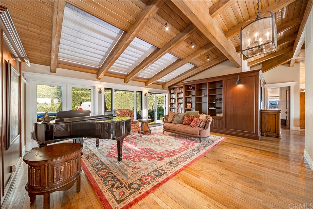 822 Emerald Bay Laguna Beach, CA 92651 - Photo 20 of 25 a living room with furniture