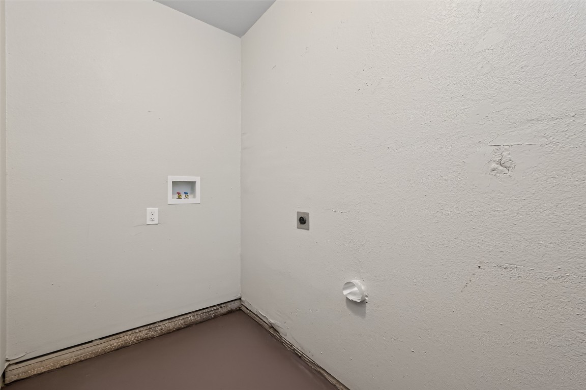 7718 Morley Street Houston, TX 77061 - Photo 26 of 45 a view of a small room