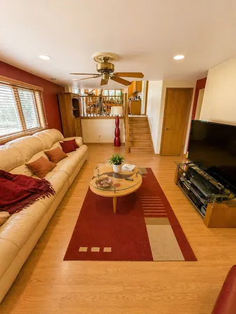 $359,900 | 5540 129th Street, Crestwood, IL 60418