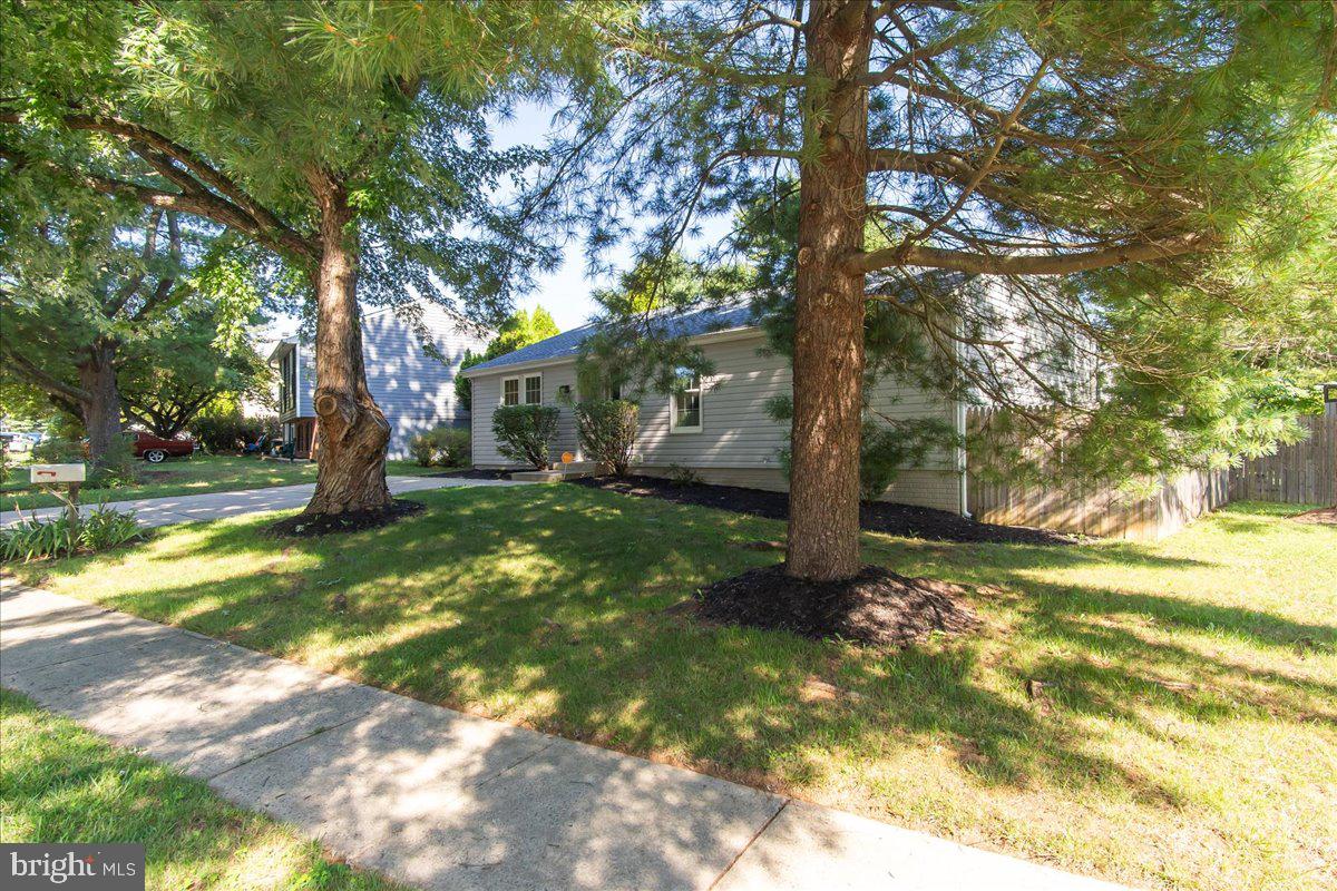 1201 Schaffer Drive Frederick, MD 21702 - Photo 2 of 46