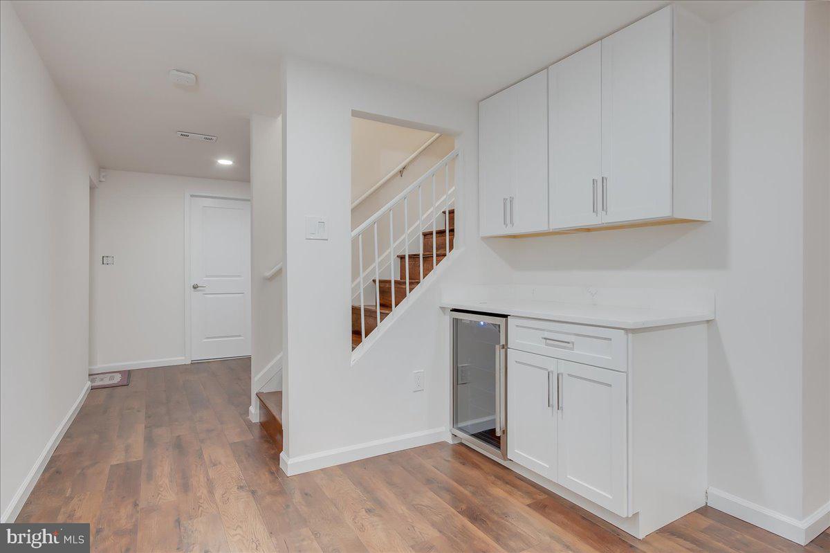 1201 Schaffer Drive Frederick, MD 21702 - Photo 29 of 46 Basement dry bar