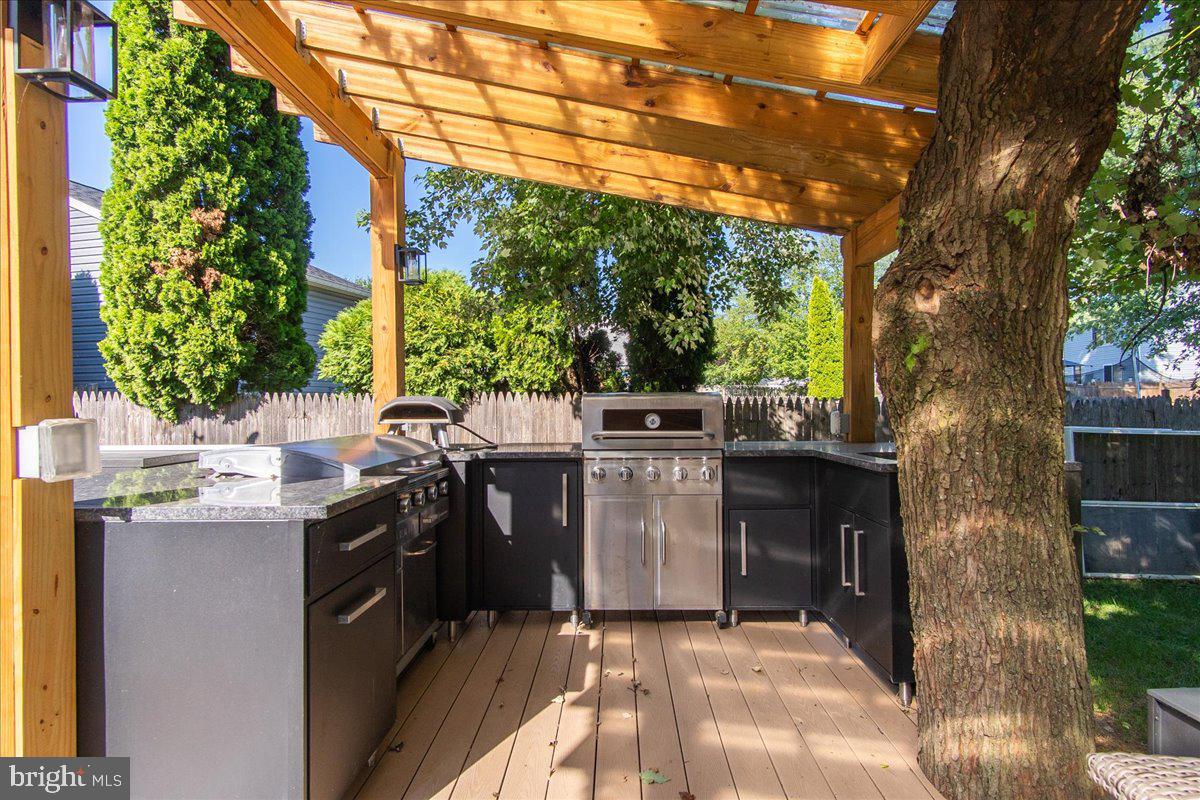 1201 Schaffer Drive Frederick, MD 21702 - Photo 9 of 46 Outdoor kitchen
