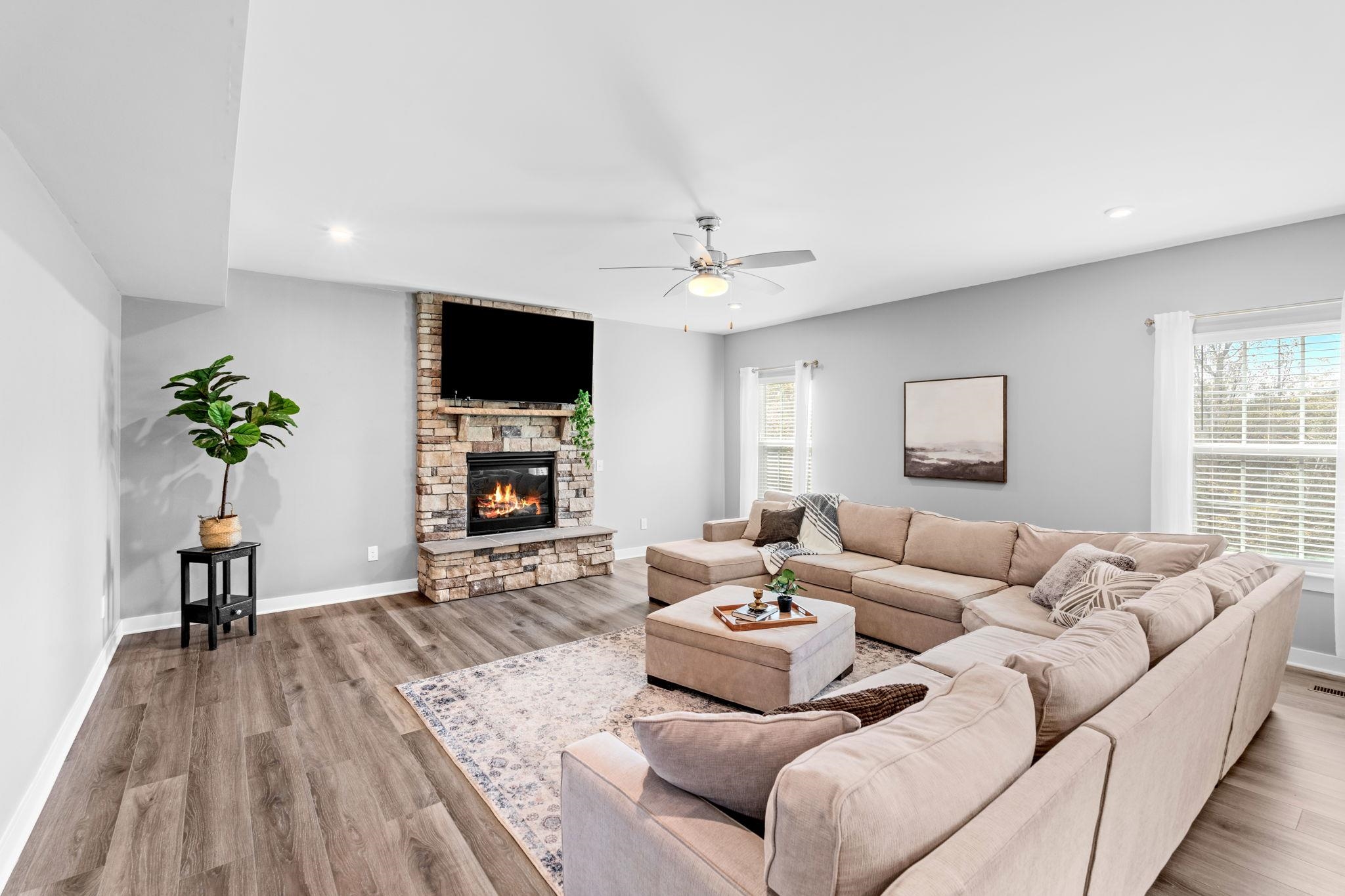 228 Chinook Drive Greenville, SC 29607 - Photo 8 of 40