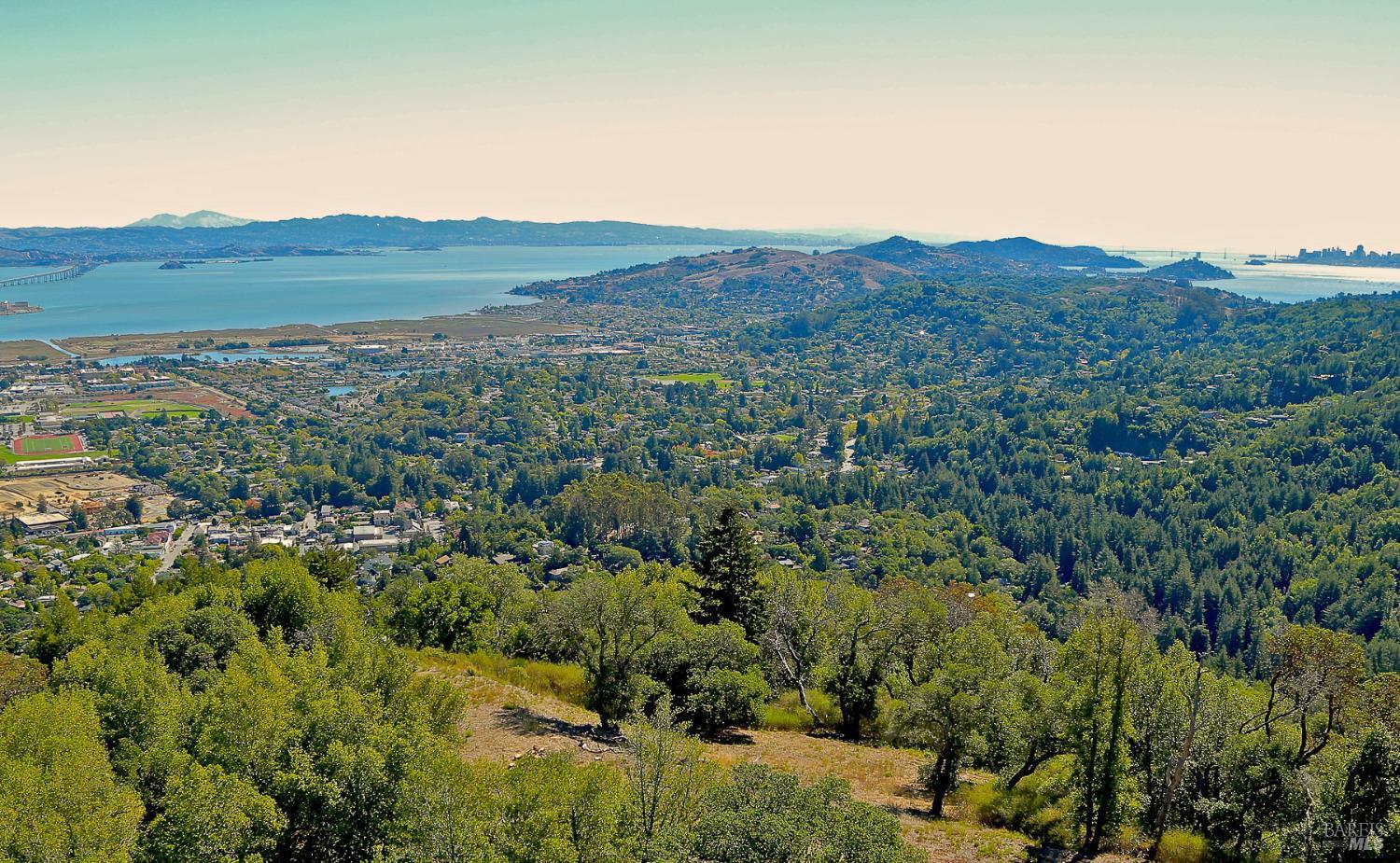 128 Ridgecrest Road Kentfield, CA 94904 - Photo 13 of 69