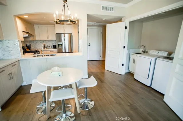 $450,000 | 1598 Long Beach, Unit 201, Long Beach, CA 90813