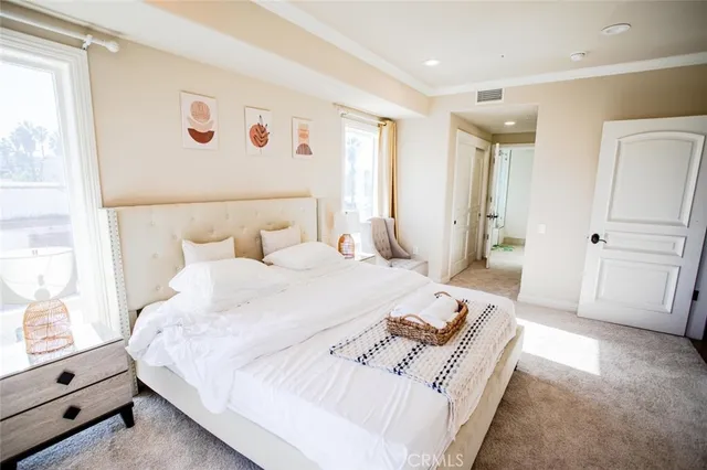 $450,000 | 1598 Long Beach, Unit 201, Long Beach, CA 90813