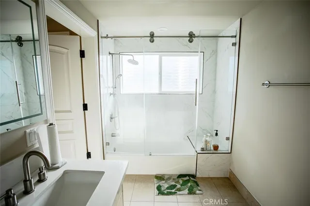 $450,000 | 1598 Long Beach, Unit 201, Long Beach, CA 90813