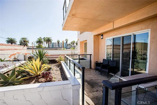 $475,000 | 1598 Long Beach, Unit 201, Long Beach, CA 90813