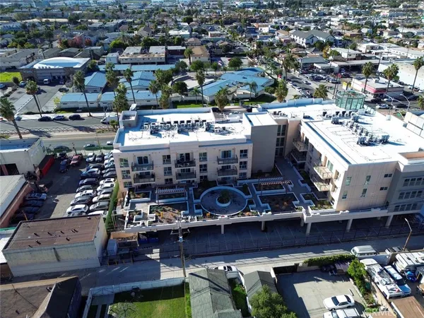 $475,000 | 1598 Long Beach, Unit 201, Long Beach, CA 90813