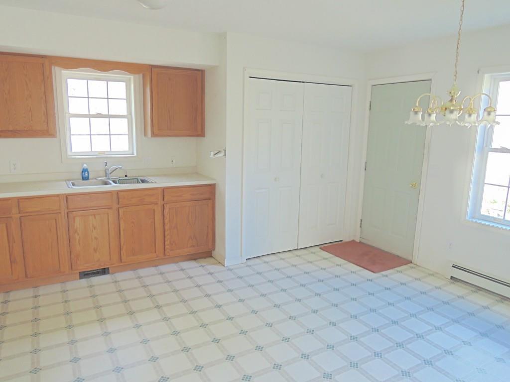 119 Merry Island Road Edgecomb, ME 04556 - Photo 7 of 16 Photo