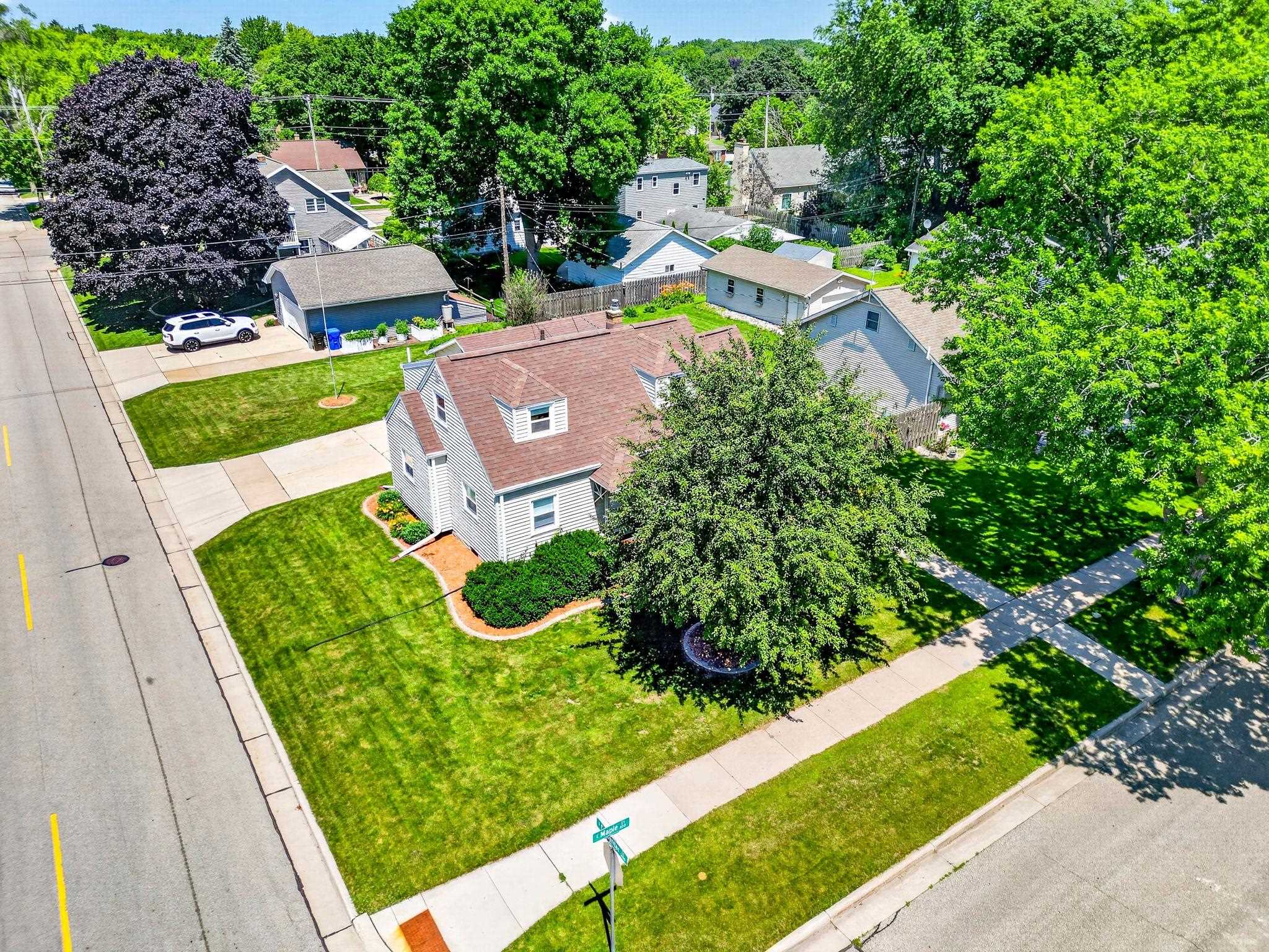 804 East Maple Street Appleton, WI 54915 - Photo 40 of 49