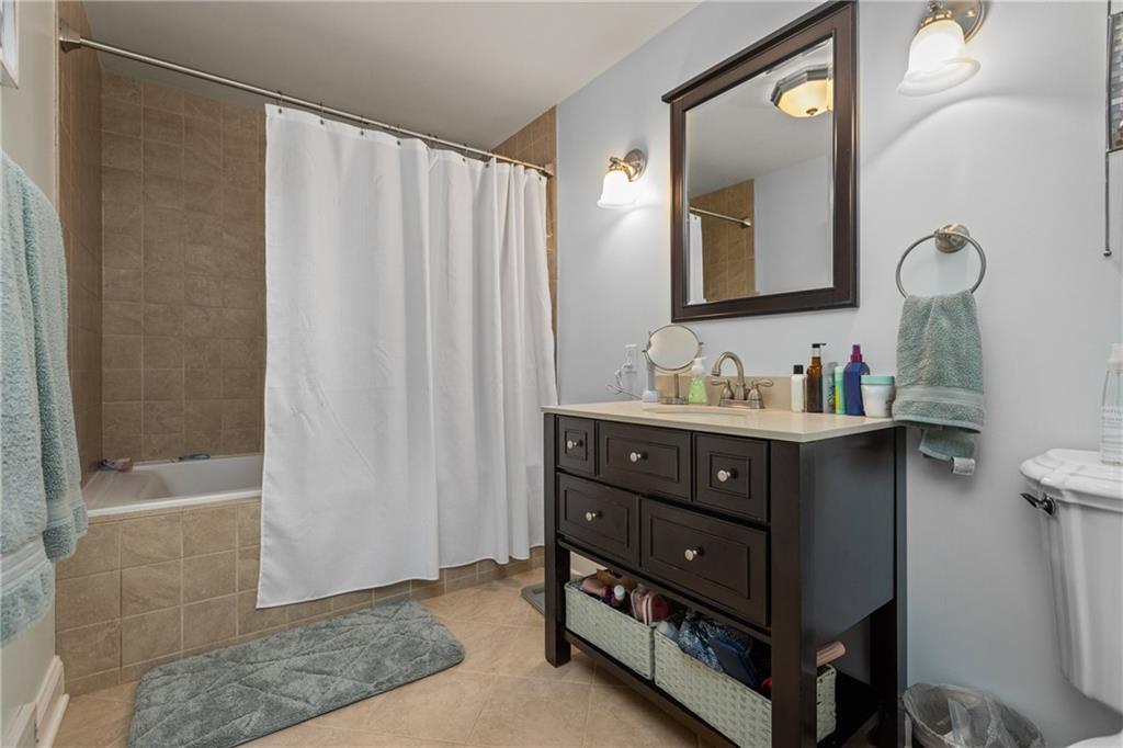 208 East Harbison Road Pittsburgh, PA 15205 - Photo 15 of 30 Gallery Image 15