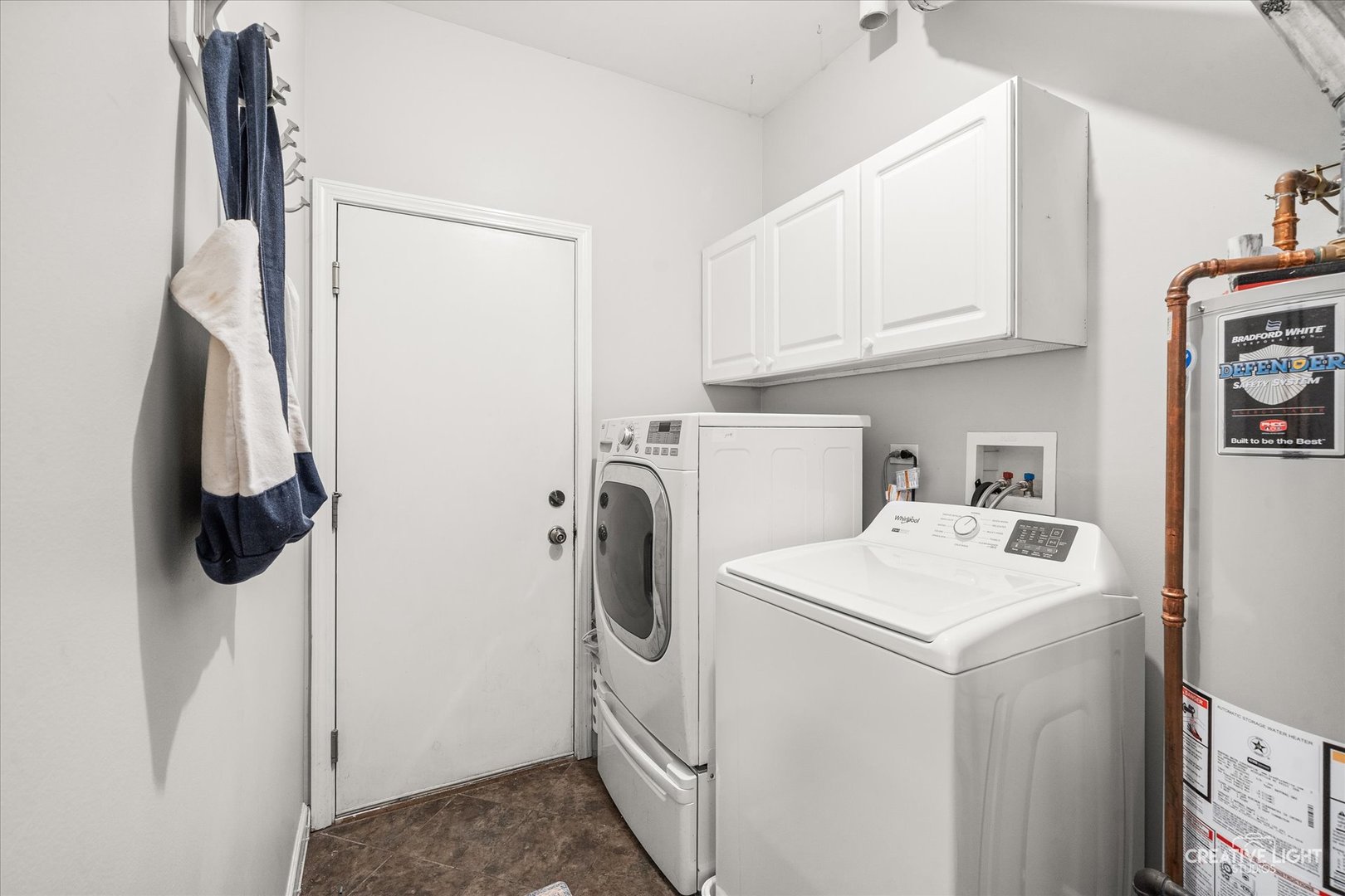 24019 Pear Tree Circle Plainfield, IL 60585 - Photo 11 of 20 a utility room with dryer and washer