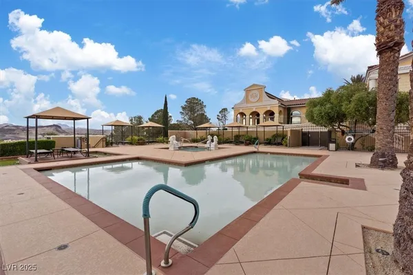 $495,000 | 27 Strada Bella Vista, Unit 102, Henderson, NV 89011