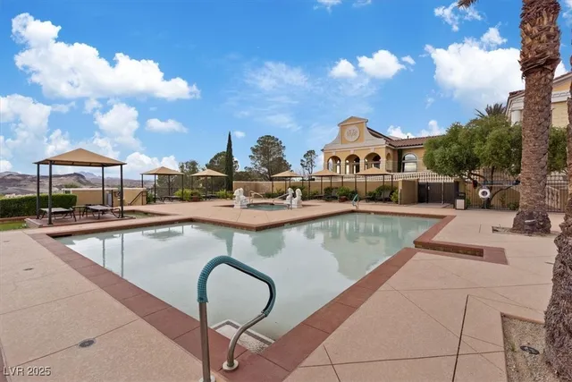 $495,000 | 27 Strada Bella Vista, Unit 102, Henderson, NV 89011