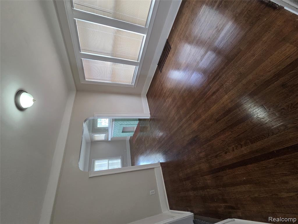 12047 Prairie Street Detroit, MI 48204 - Photo 6 of 12