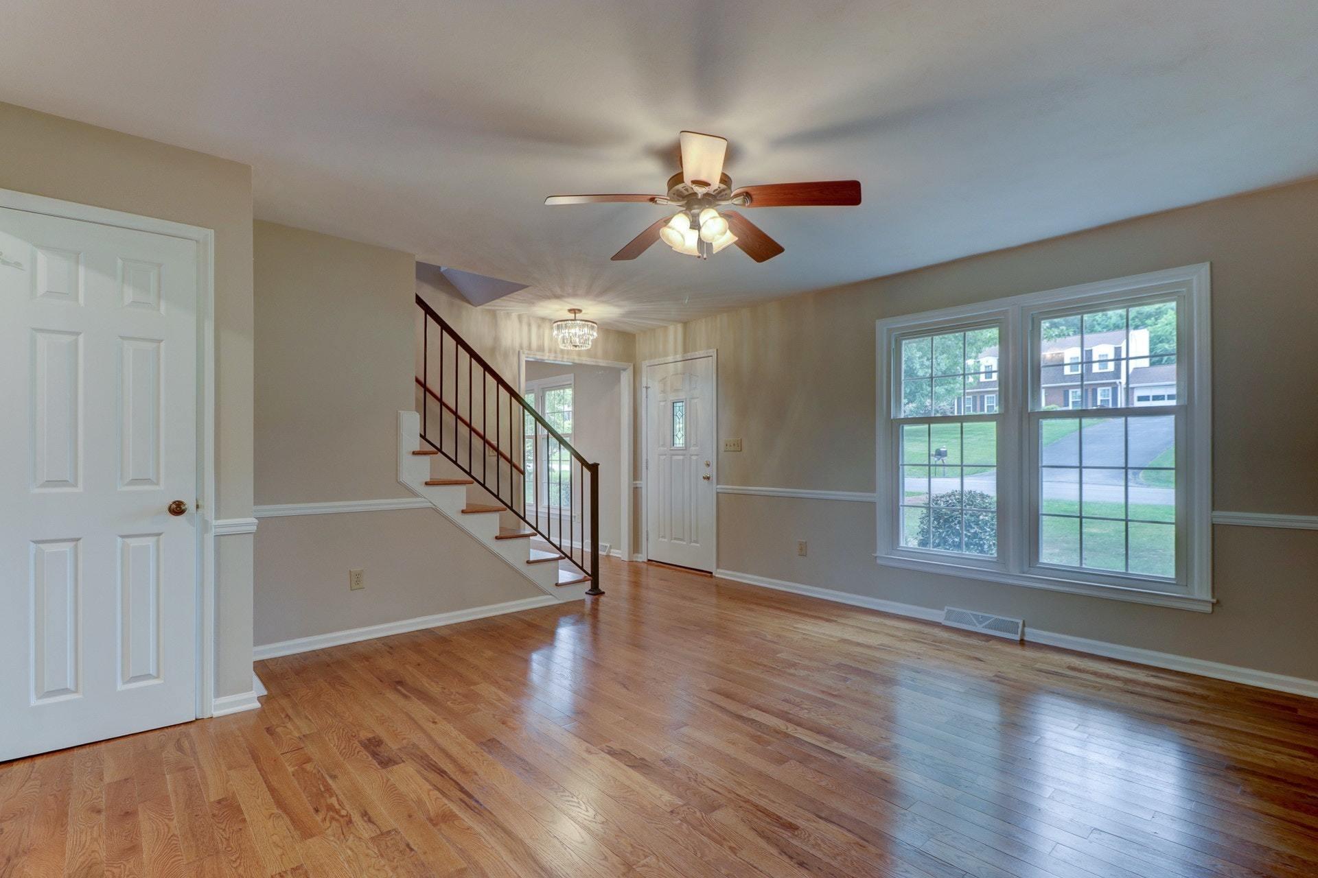 155 Winesap Road Roanoke, VA 24019 - Photo 4 of 46 004-281278-IMG_2602_3_4_5_6_6675544