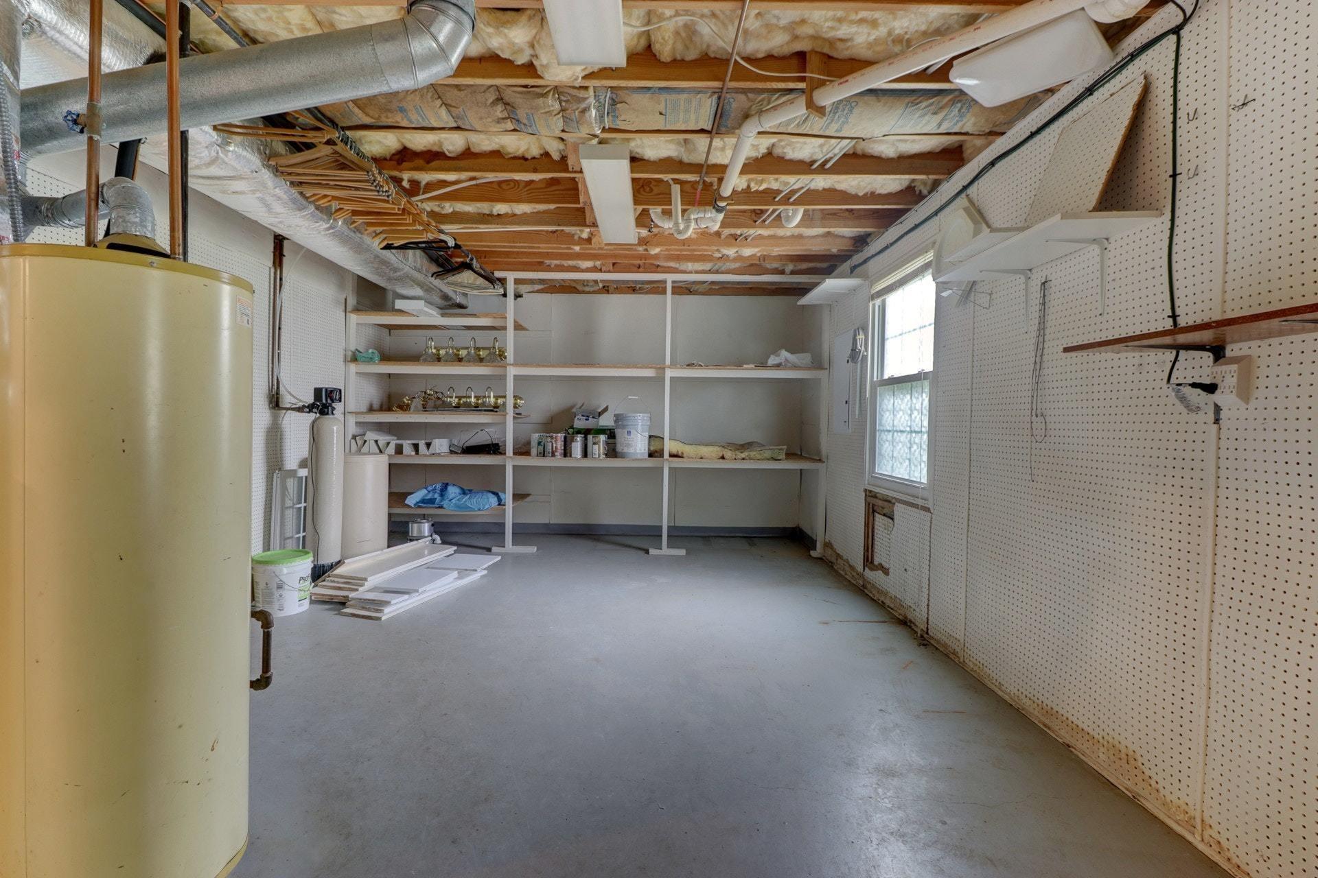 155 Winesap Road Roanoke, VA 24019 - Photo 38 of 46 038-281278-IMG_2712_3_4_5_6_6675561