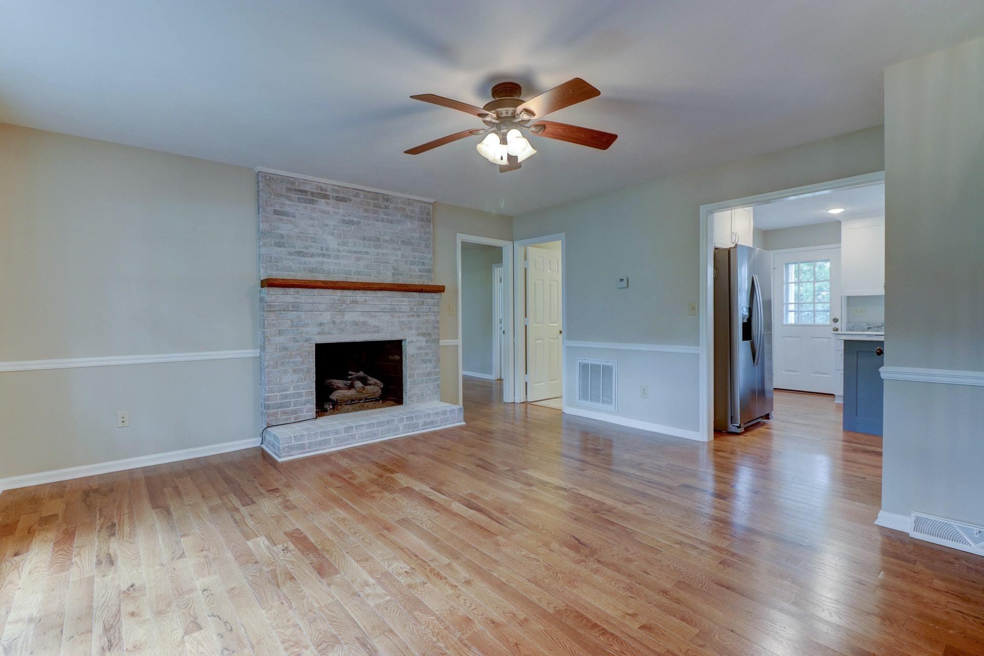 155 Winesap Road Roanoke, VA 24019 - Photo 5 of 46 005-281278-IMG_2587_88_89_90_91_6675541