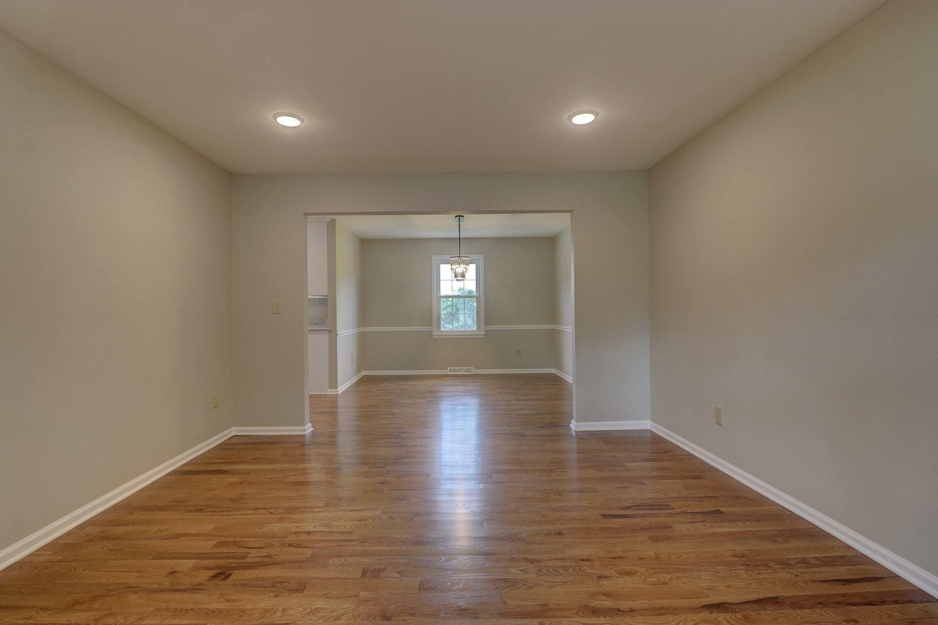 155 Winesap Road Roanoke, VA 24019 - Photo 8 of 46 008-281278-IMG_2502_3_4_5_6_6675527