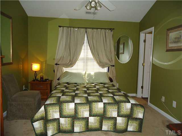 2440 Pumpkin Ridge Way Raleigh, NC 27604 - Photo 13 of 21 Photo 13