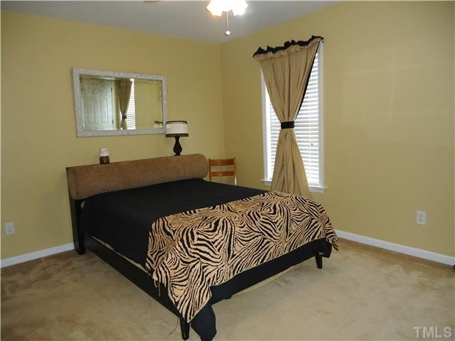 2440 Pumpkin Ridge Way Raleigh, NC 27604 - Photo 16 of 21 Photo 16