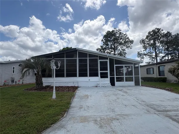 $1,495 | 2132 Sabal Palm Drive, Lakeland, FL 33810