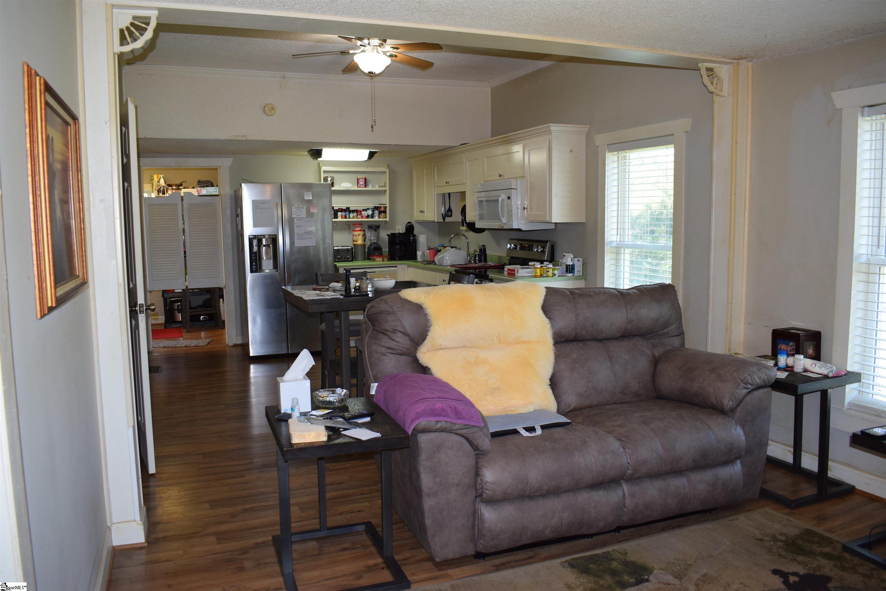 221 Hill Street Gaffney, SC 29340 - Photo 3 of 25