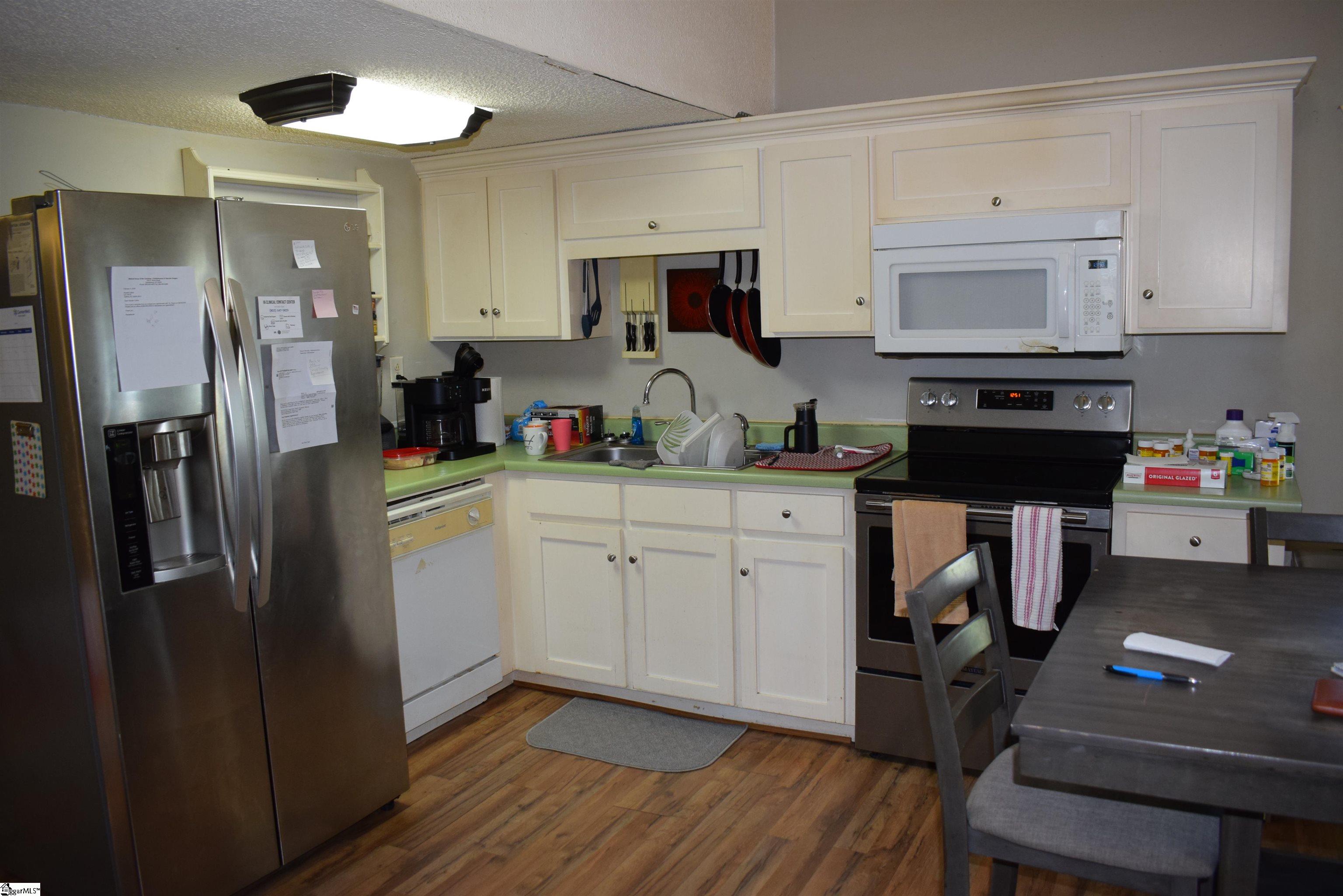 221 Hill Street Gaffney, SC 29340 - Photo 7 of 25