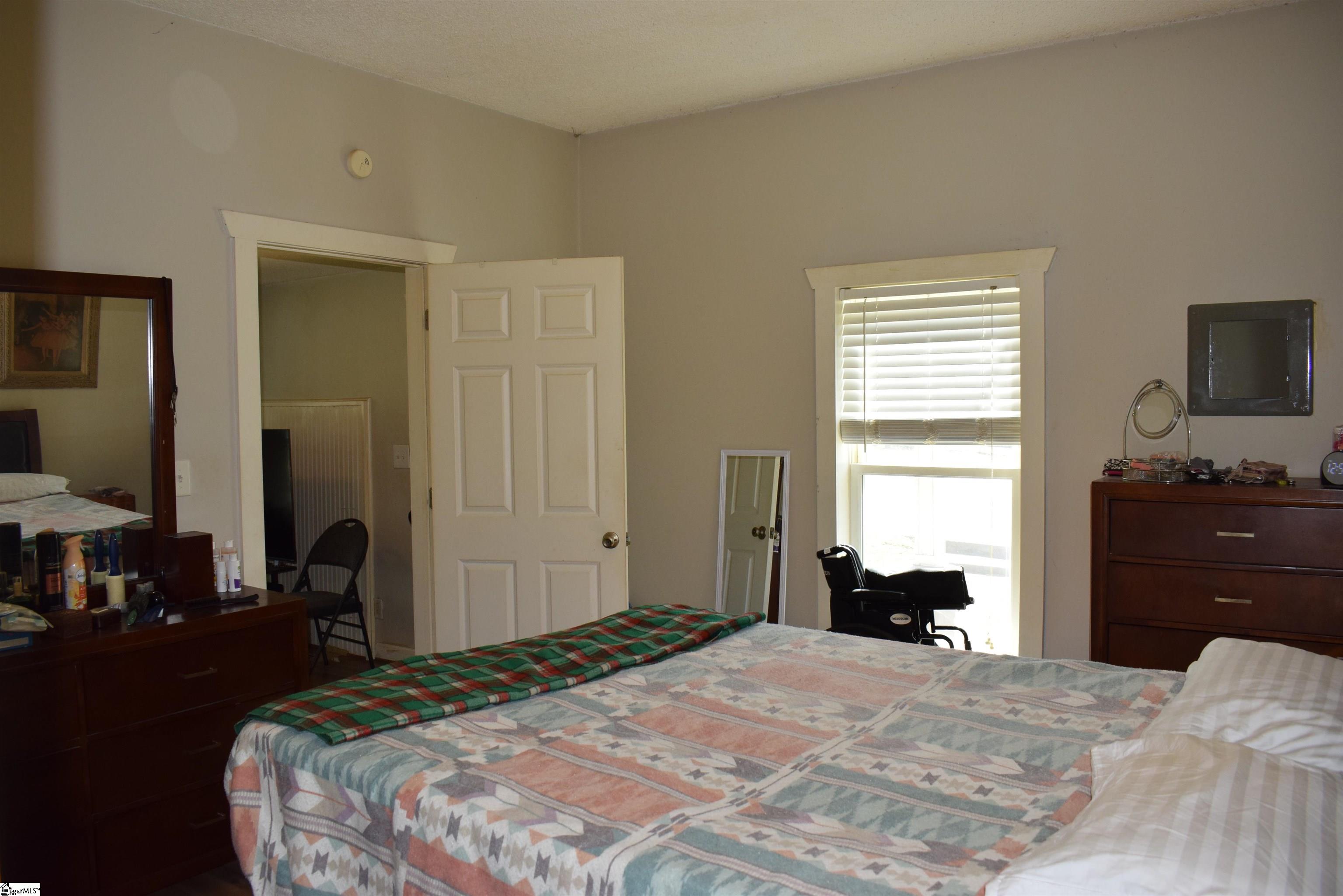 221 Hill Street Gaffney, SC 29340 - Photo 10 of 25