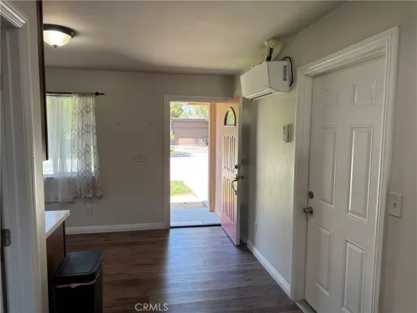 $1,700 | 3298 North Arrowhead Avenue, San Bernardino, CA 92405