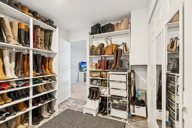 $429,900 | 122 West Helen Road, Palatine, IL 60067