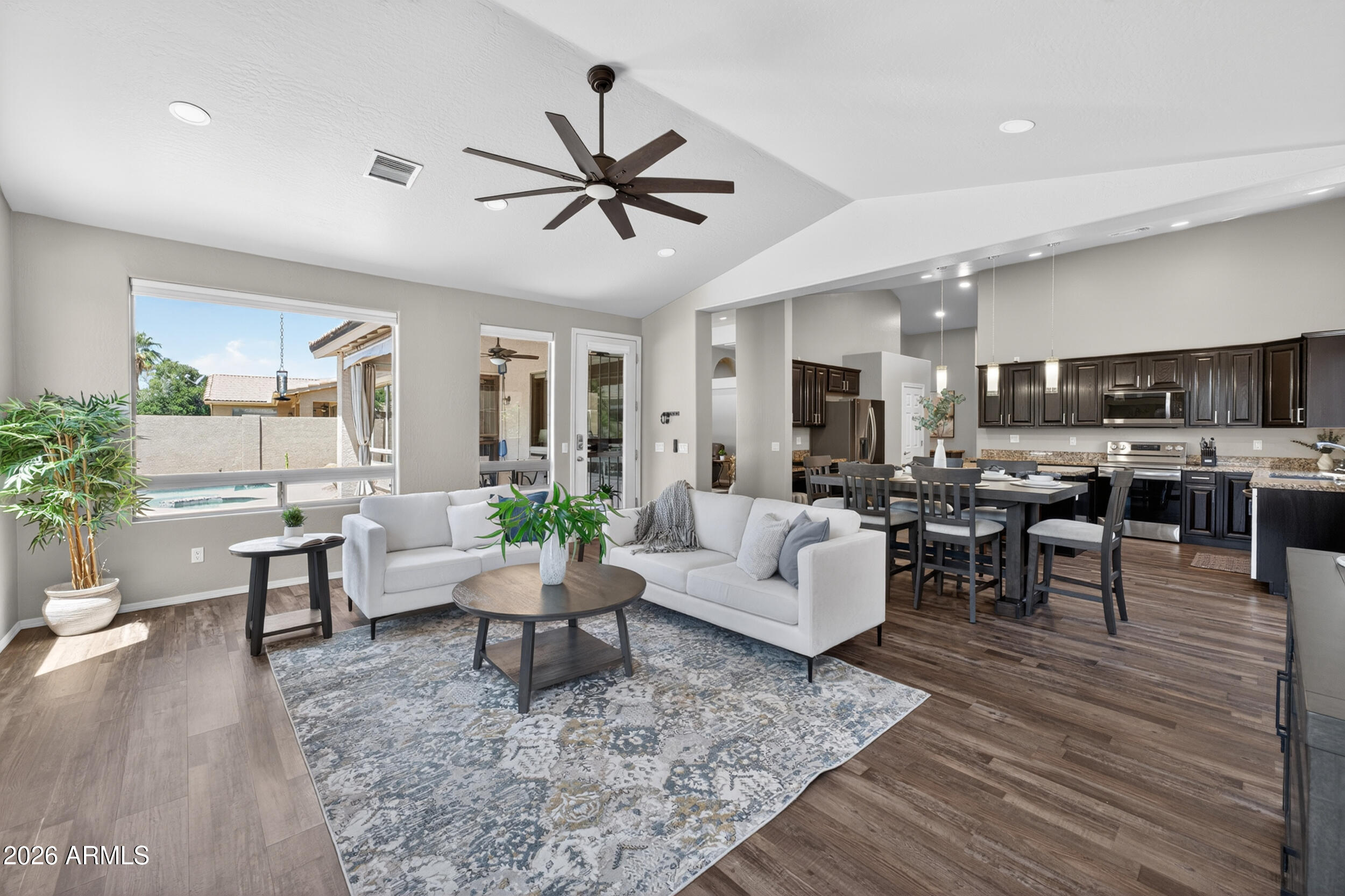 625 West Merrill Avenue Gilbert, AZ 85233 - Photo 2 of 48 22_dsc04753